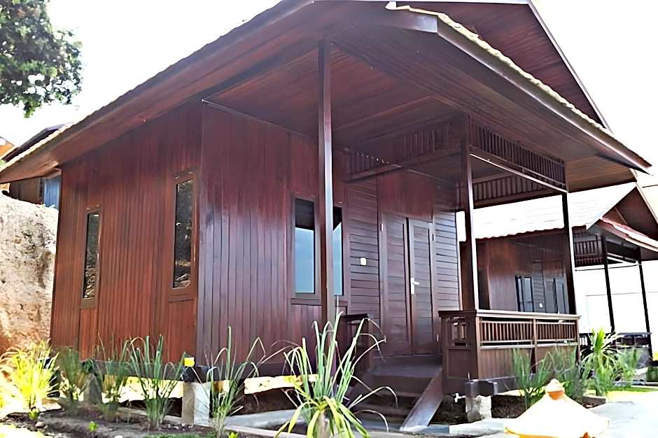 Exotic Komodo Hotel