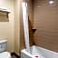 Econo Lodge Inn & Suites