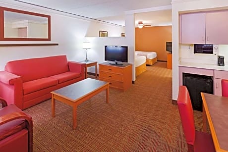 Executive Suite with two Queen Beds - Non-Smoking