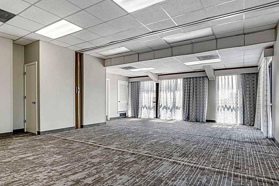 Quality Inn West Medical Center