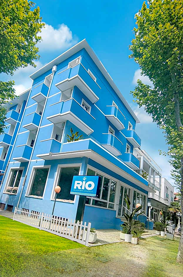 Hotel Rio Beach & Breakfast
