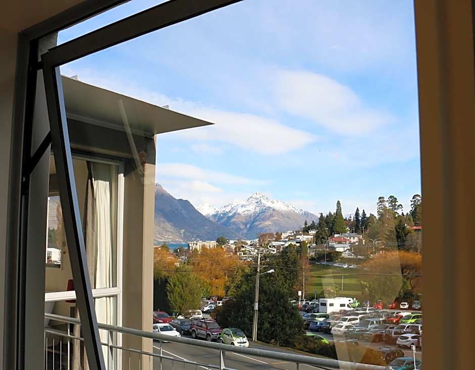 The Whistler Holiday Apartments