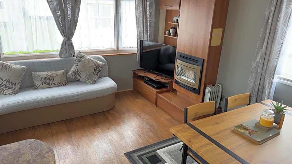 Whitehouse Leisure Park North wales 6 birth caravan