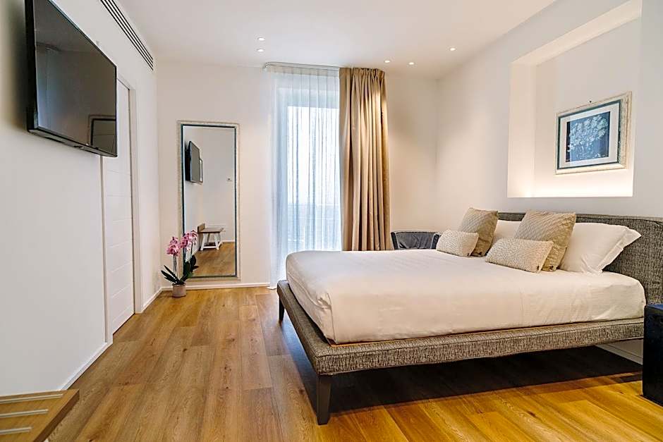 NUMA HOTEL