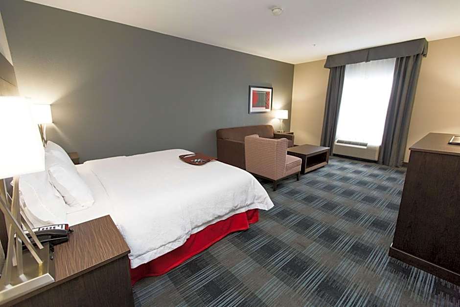 Hampton Inn By Hilton & Suites Oklahoma City Airport