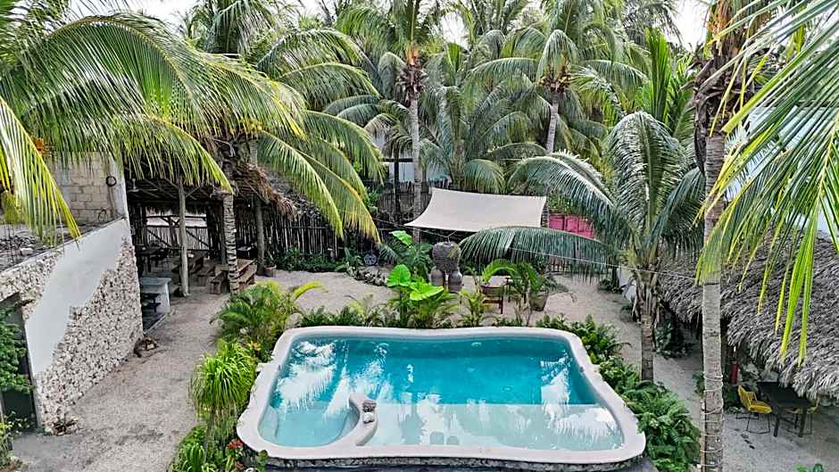 Maria Bonita Hotel & Restaurant El Cuyo by Spot Rentals