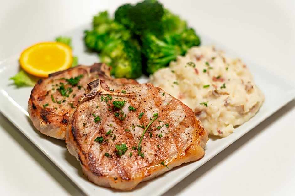 Holiday Inn Hotel & Suites Orange Park By IHG