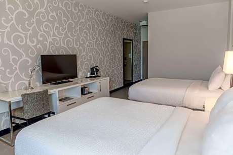 Queen Room with Two Queen Beds - Non-Smoking