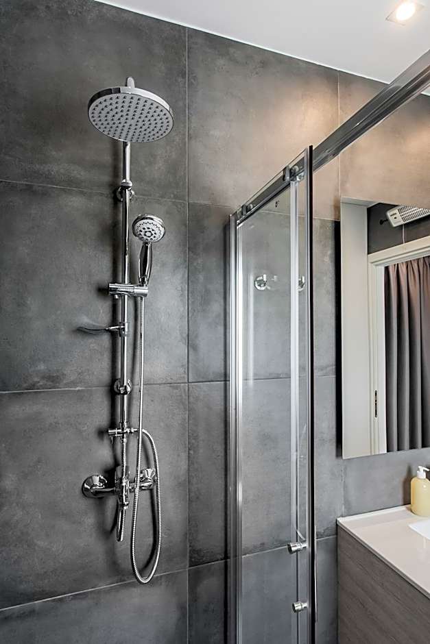 WYZ Attiki Aparthotel