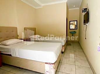 Hotel Kurnia @ Jln Pemuda Blora RedPartner