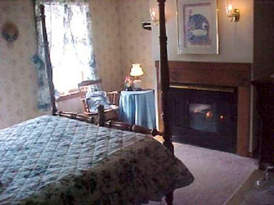Sturbridge Country Inn