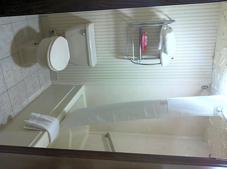 Travelodge Inn & Suites by Wyndham Norman