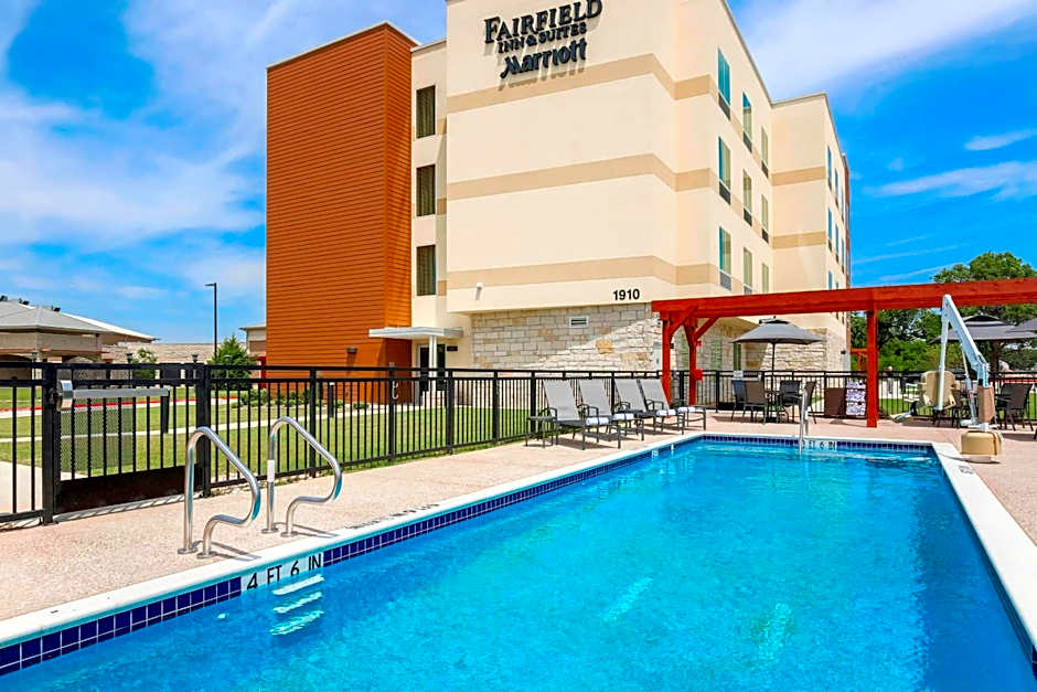 Fairfield Inn & Suites by Marriott Decatur at Decatur Conference Center
