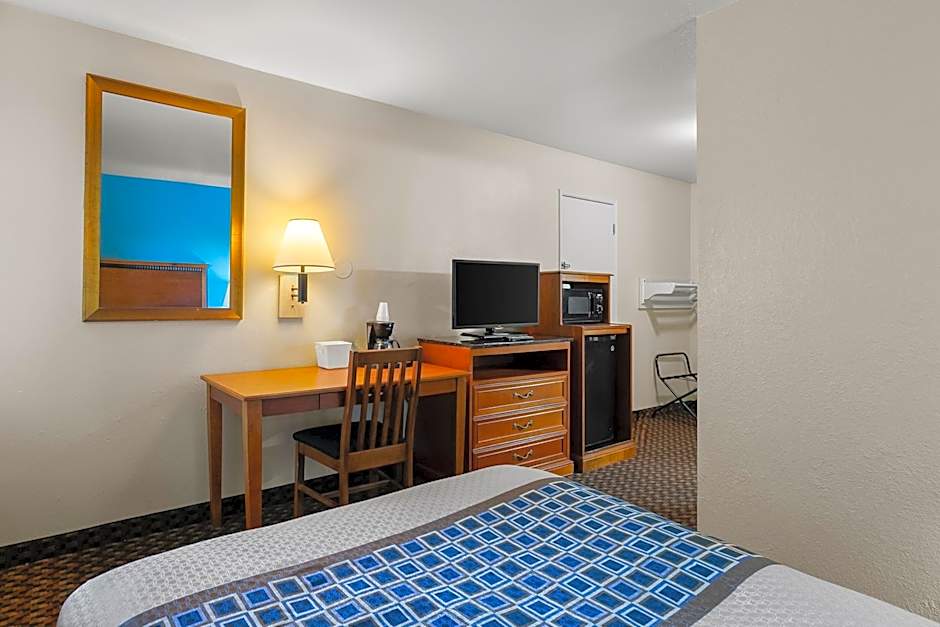 Americas Best Value Inn - Lincoln Airport