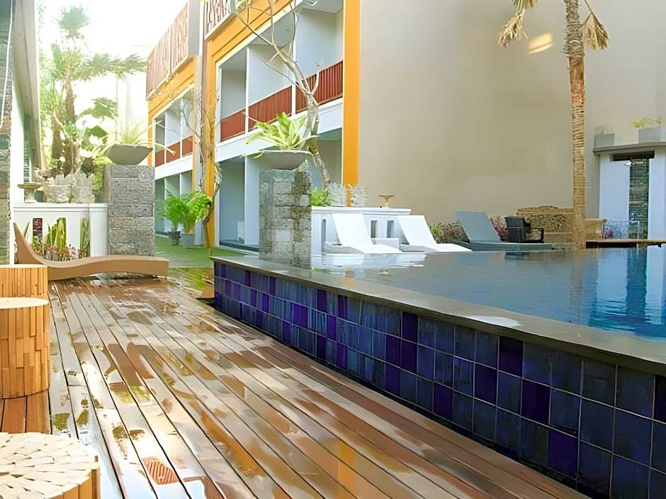 Kamini Legian Hotel