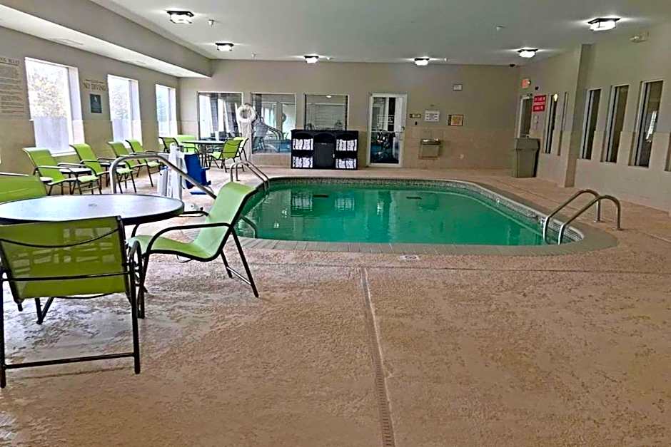 Comfort Inn & Suites O'Fallon - St. Louis Area
