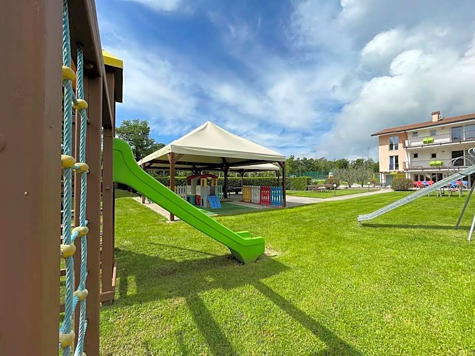 Bran & Denise Residence