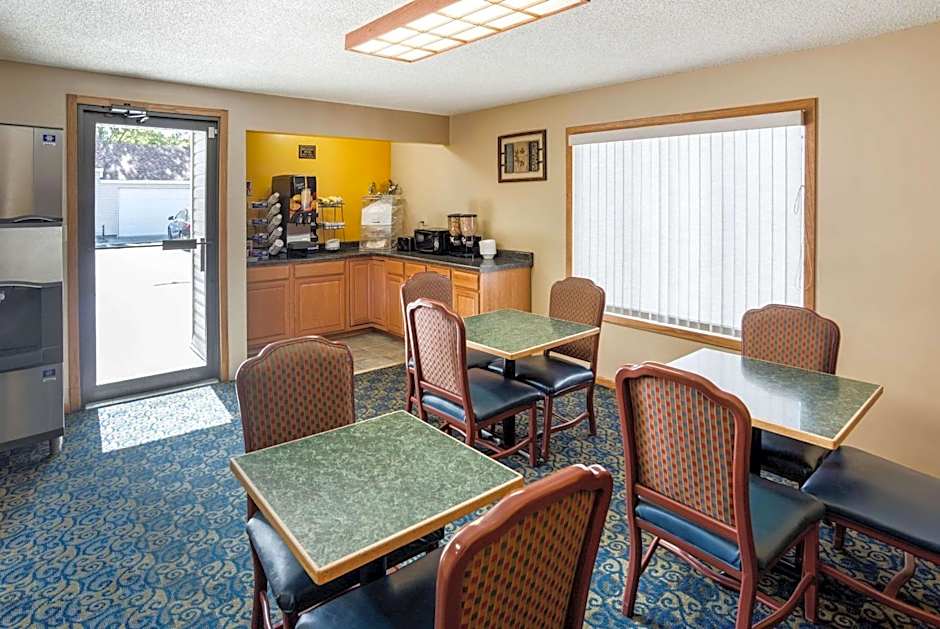 Rodeway Inn & Suites Austin