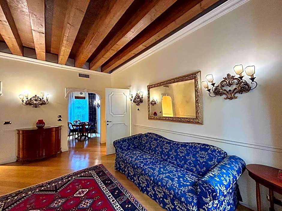 All Suites Torre Dell Orologio