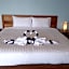 Le Grand Bleu Hotel