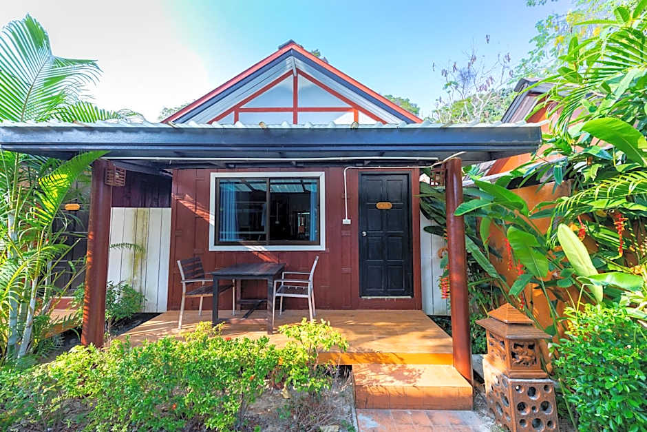 Phi Phi Long Beach Bungalow ( Had Yao)