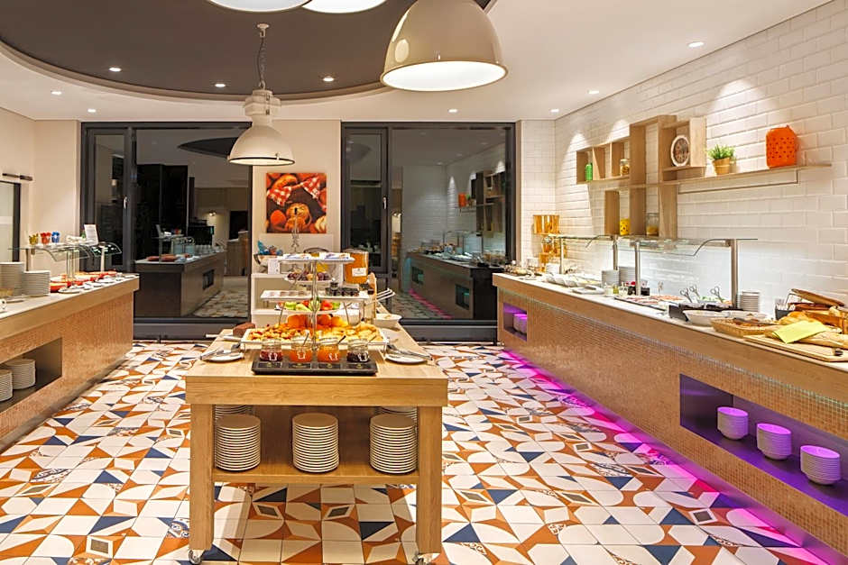 Holiday Inn Dusseldorf City - Toulouser Allee By IHG