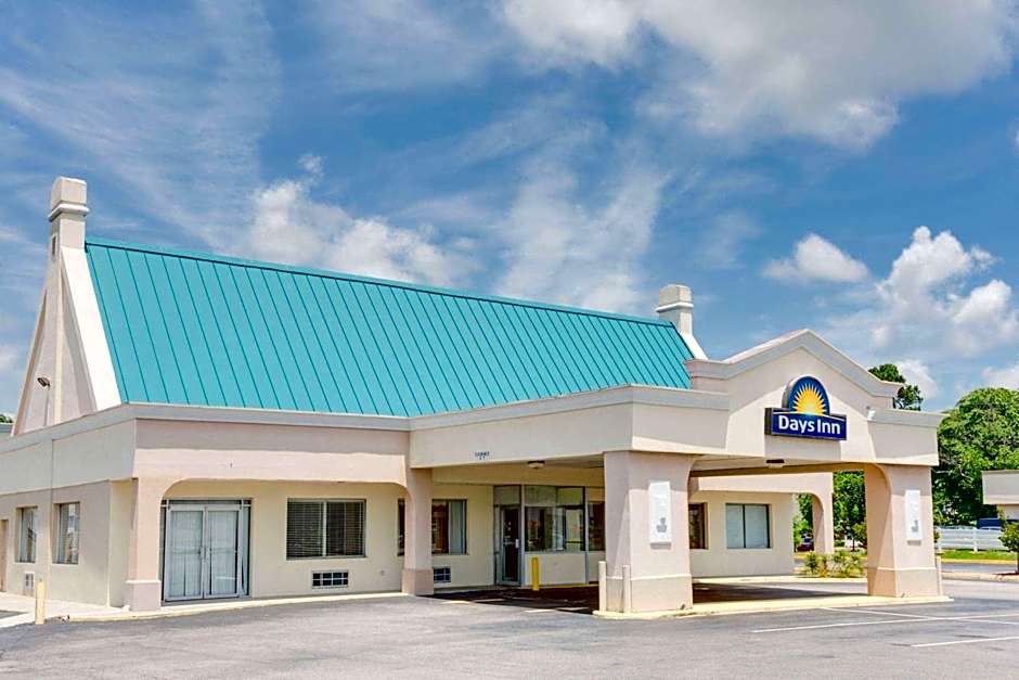 Days Inn by Wyndham Chester