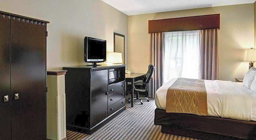 Comfort Inn & Suites Hot Springs Midtown