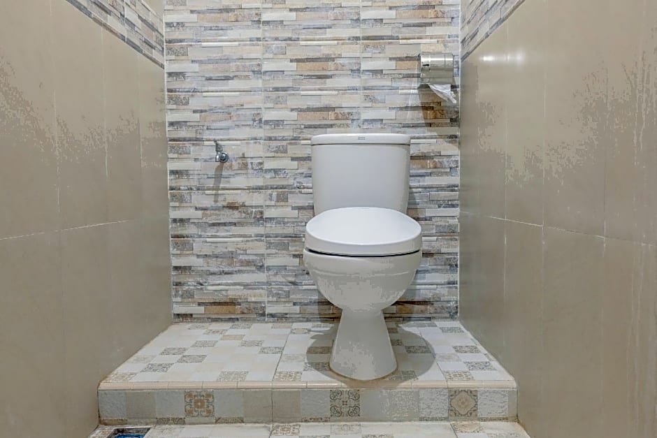 Hotel O El Reyshi Family Residence Syariah