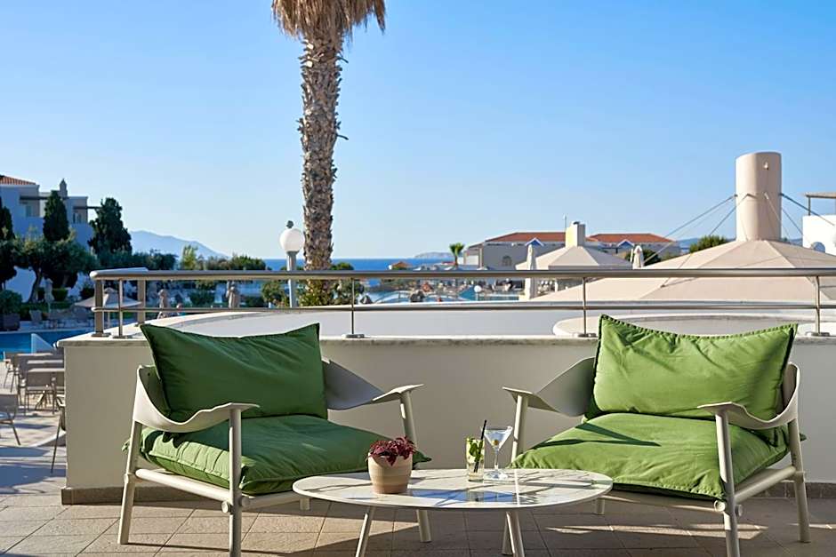 Atlantica Marmari Palace