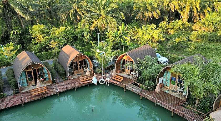 Plaiphu Pool Villas