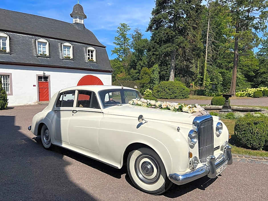 Schloss Auel Boutique Hotel & Design Golf Lodge