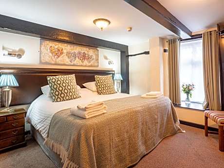 Black Boy Room with Shower Queen