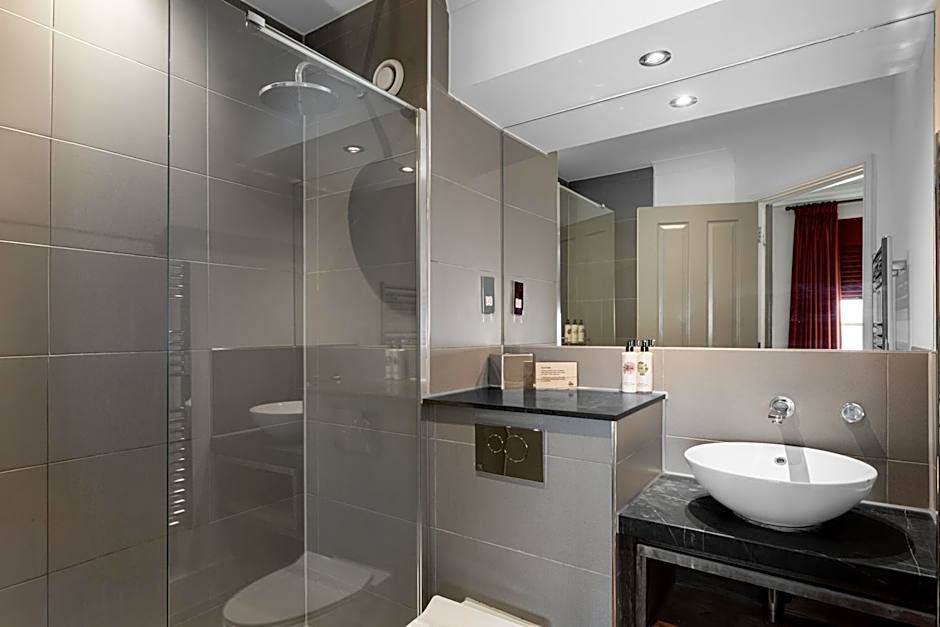 Rose And Crown Hotel