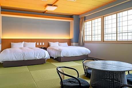Japanese-Style Room