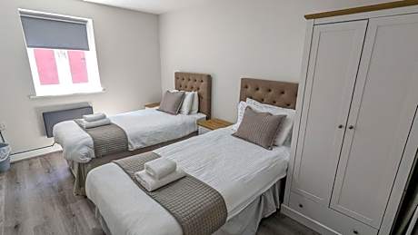 One-Bedroom Twin Apartment