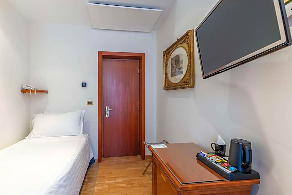 Hotel Raffaello; Sure Hotel Collection by Best Western