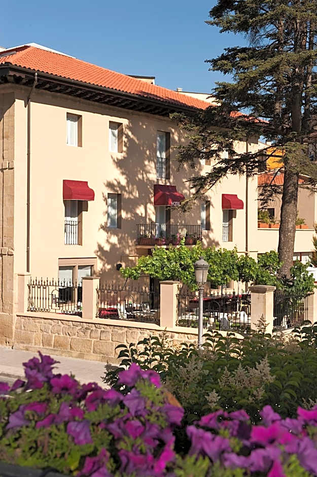 Photo 1 of 50 of Hotel Arrope
