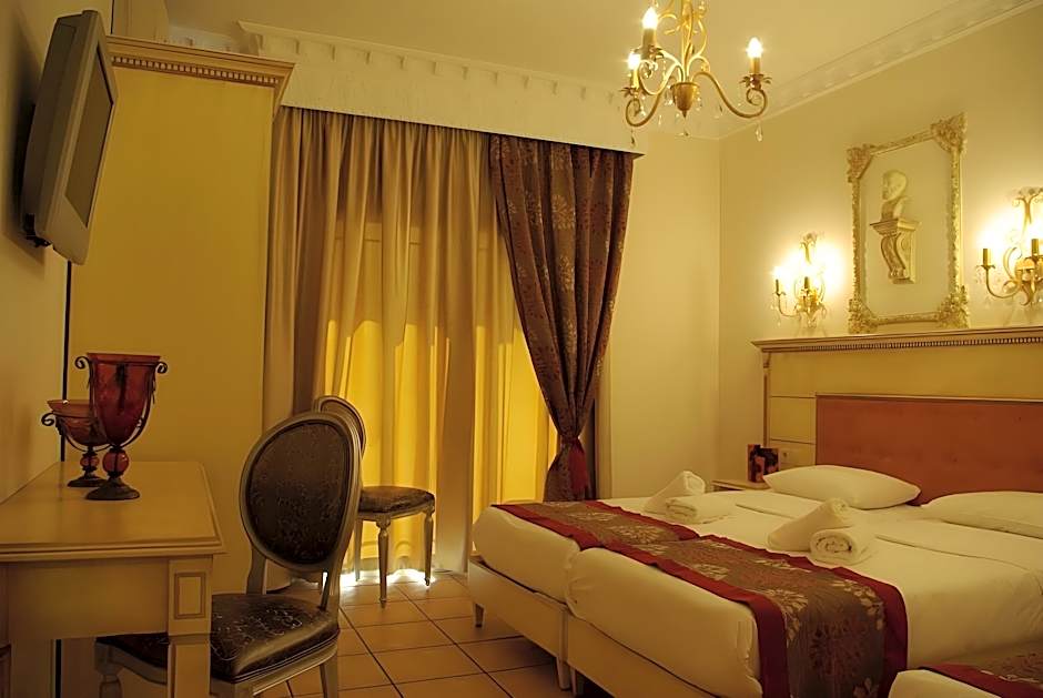Parthenon Art Hotel