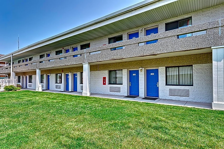 Motel 6-Villa Park, IL - Chicago West