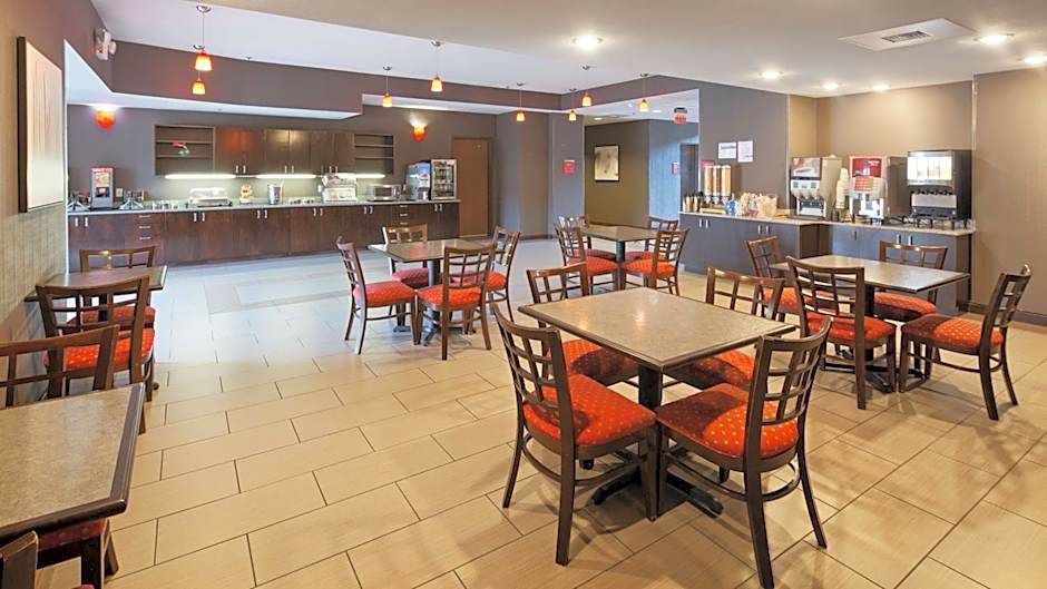 Best Western Plus Austin Airport Inn & Suites
