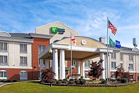 Holiday Inn Express Hotel & Suites Cullman By IHG