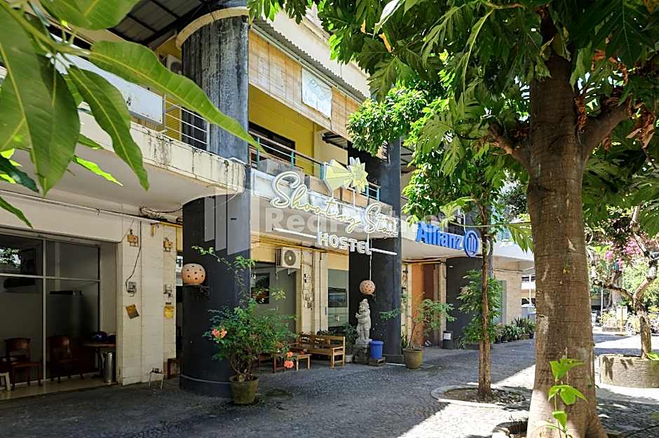 Shooting Star Hostel Kuta RedPartner (Mixed Dormitory)