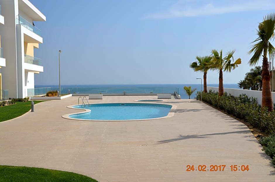 Porto de Mos Golf & Beach B&B AL-40312