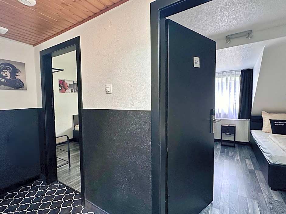 Hotel Alt Deutz City-Messe-Arena KONTAKTLOSER SELF CHECK-IN