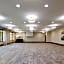 Clubhouse Hotel and Suites - Sioux Falls