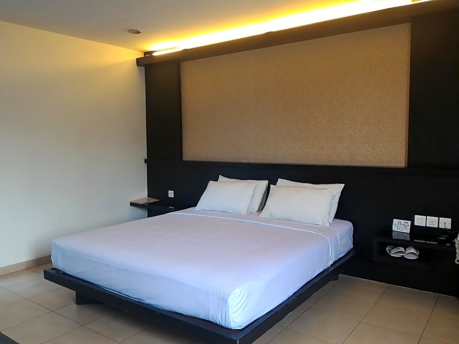 Hotel Bintan Nirwana