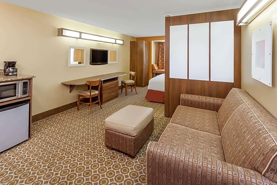 Microtel by Wyndham South Bend Notre Dame University