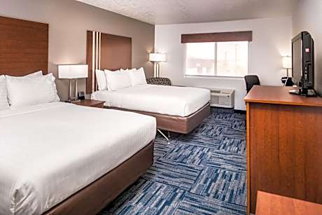 Standard Room with Two Queen Beds