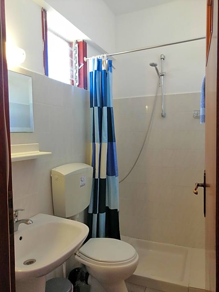 Jason Rooms & Studios